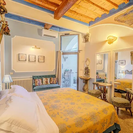 Relais & Maison Grand Tour Bed & Breakfast 3*
