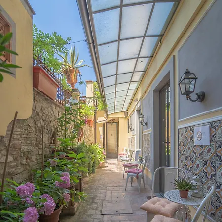Relais & Maison Grand Tour Panzió