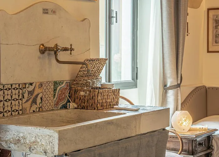 Relais&maison Grand Tour Couette-café Florence
