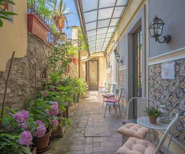 Couette-café Relais&maison Grand Tour 4*