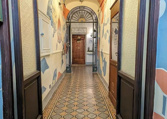 Relais&maison Grand Tour Couette-café 4*